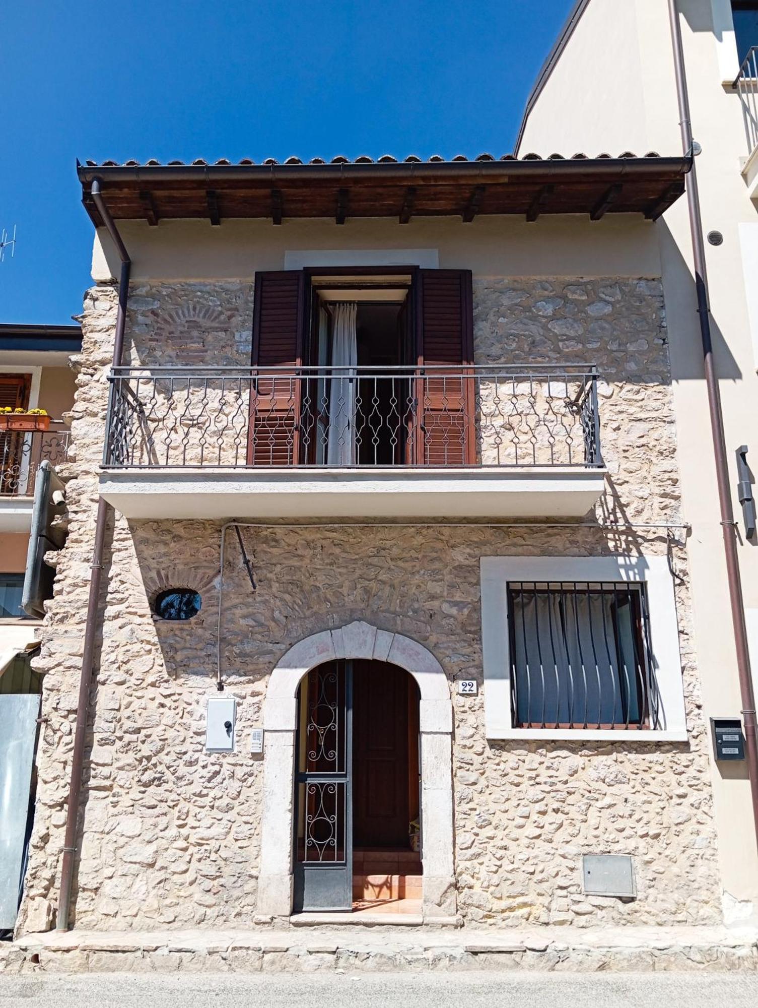 La Casa Di B Villa Paganica Kültér fotó